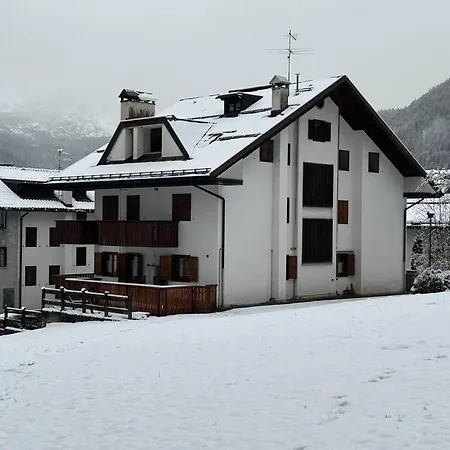 Sole E Neve -sun & Snow Apartman Forno di Zoldo